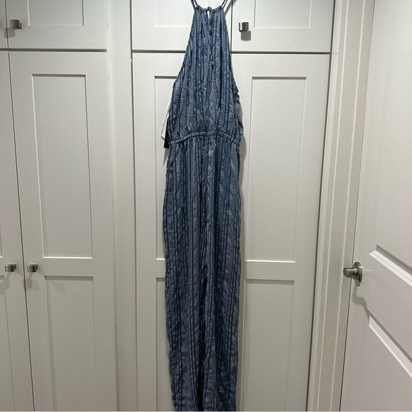 Lulu’s Destination Vacay Blue Striped Halter Wide-Leg Jumpsuit Size Medium - Picture 7 of 10